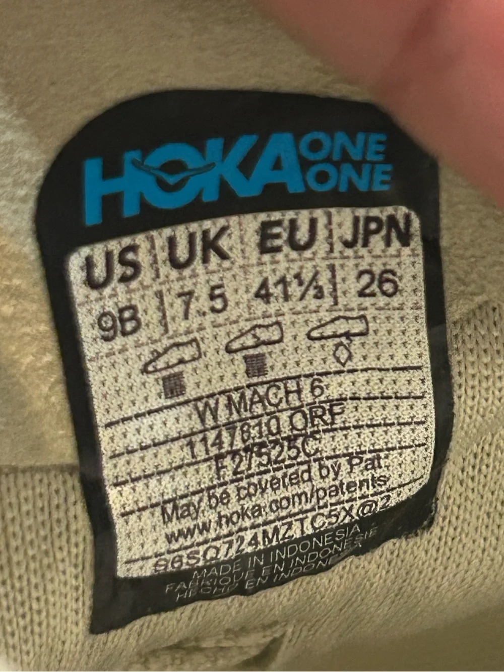 HOKA Mach oyster athletic training running lace up shoes sneakers women’s 9 new